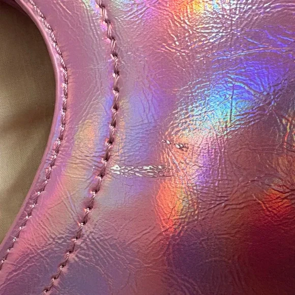 New with tagsParis Hilton Iridescent Pink Shoulder Bag - Picture 8 of 8